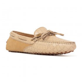 Cavaccino damskie driving shoes z naturalnej włoskiej skóry we wzór skóry krokodyla - beż